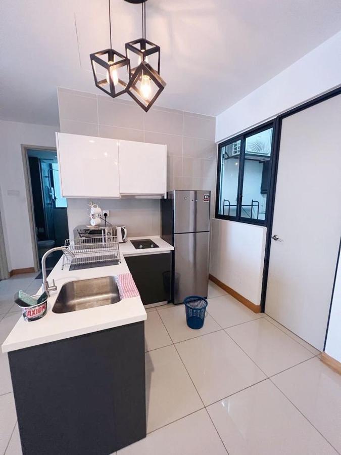 Connected Train 3 Bedrooms - Above Klgateway Mall 14 Kuala Lumpur Exterior photo