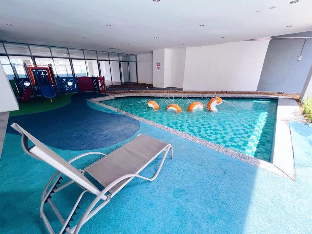 Connected Train 3 Bedrooms - Above Klgateway Mall 14 Kuala Lumpur Exterior photo