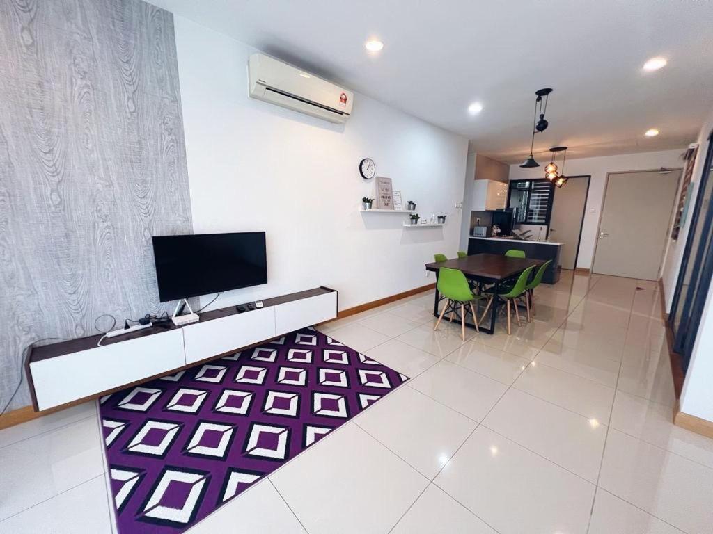 Connected Train 3 Bedrooms - Above Klgateway Mall 14 Kuala Lumpur Exterior photo